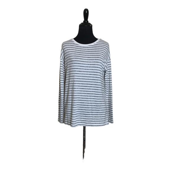 A new day white gray striped long sleeves crew neck top size XS - Picture 10 of 10